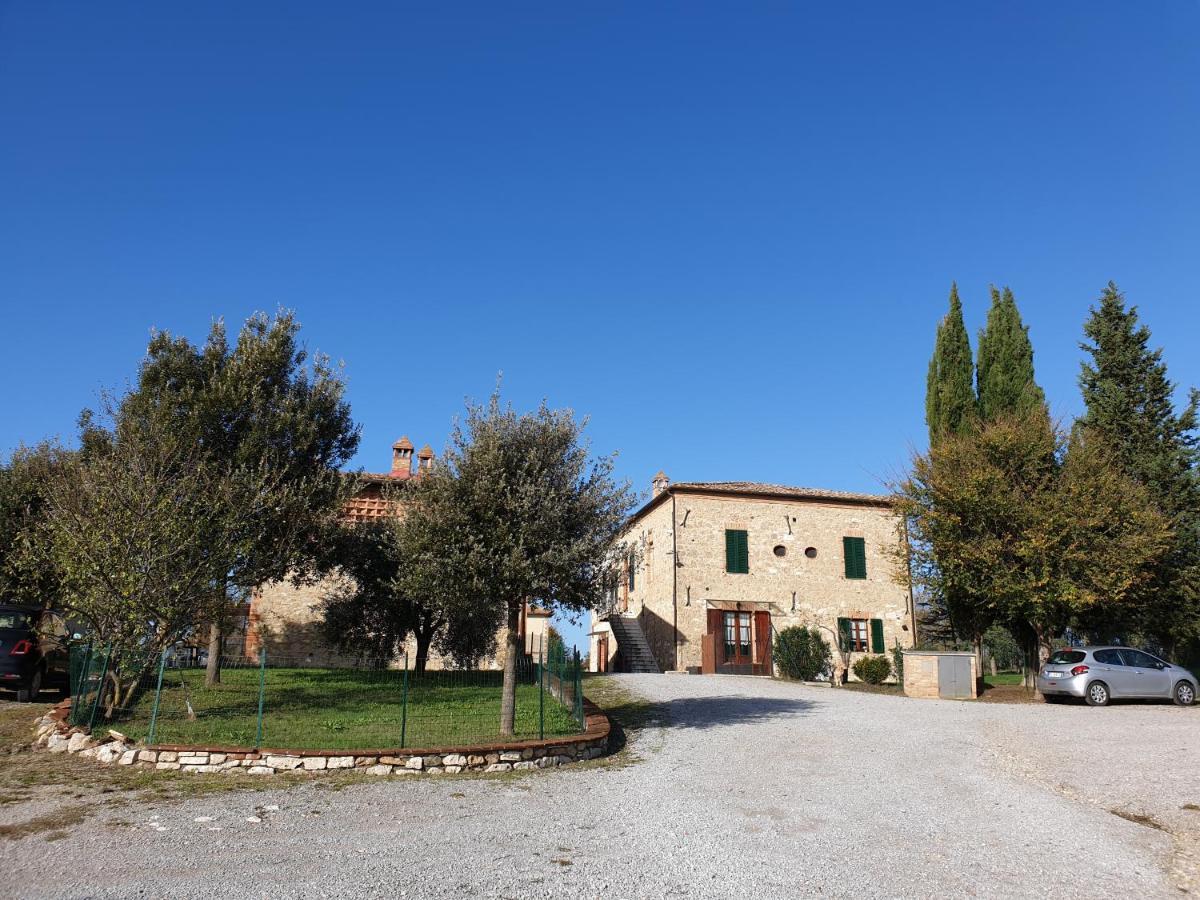 Podere Il Poggio Asciano Exteriör bild